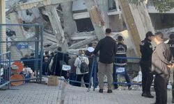 Gebze’de çöken binanın enkazında inceleme yapılıyor