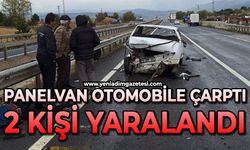 Panelvan otomobile çarptı: 2 kişi yaralandı