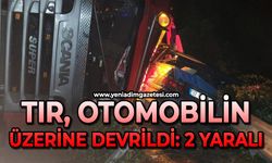 Tır otomobilin üzerine devrildi: Yaralılar var
