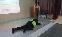 KAR-MEK’te üretken eller iş başında