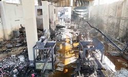 6 kişiye mezar olan parfüm dolum tesisinin içi görüntülendi