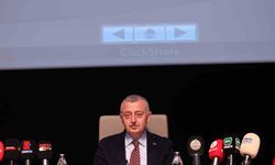 Başkan Büyükakın’dan zor soru: "Küçücük kaymayı bile tespit edemeyen İzmit Belediyesi, metroyu nasıl tespit etti?"