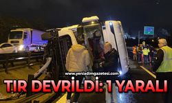 Tır devrildi, kasadaki granül yola saçıldı: 1 yaralı