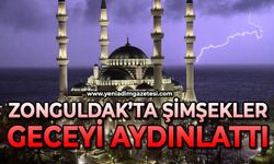 Zonguldak'ta şimşekler geceyi aydınlattı
