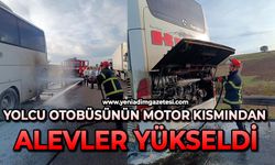 Yolcu otobüsünün motor kısmından alevler yükseldi