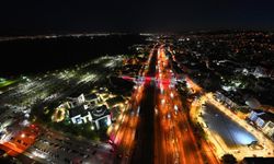 Sosyal yaşam alanları gece ışıklarıyla renkleniyor