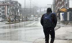 Mevsimin ilk karı düştü