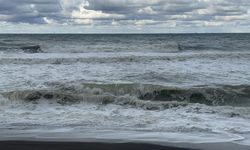 Batı Karadeniz'de fırtına etkili oluyor