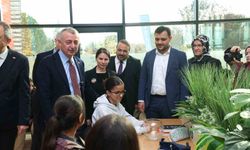 Başkan Büyükakın: 'Kütüphanelerde gençlerimizi geleceğe hazırlıyoruz'