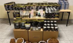 Kaçakçılığa geçit yok: Piyasa değeri binlerce lira olan ürünler ele geçirildi