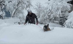 Kar esareti devam ediyor