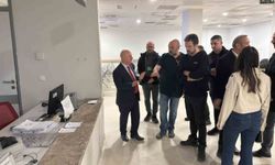 Rektör Sözbir, hastaneyi inceledi hastalarla sohbet etti