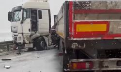 Tır makaslaması çevre yolunu kapattı