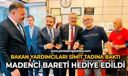 Bakan yardımcıları simidin tadına baktı: Madenci bareti hediye edildi