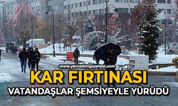 Kar fırtınası: Vatandaşlar şemsiyeyle yürüdü