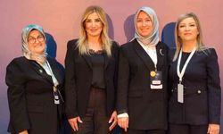Kadın meclis üyeleri 'Yerel Yönetimlerde Kadın Zirvesi'nde