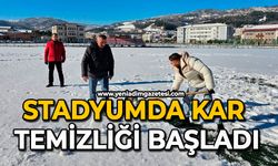 Stadyumda kar temizliği başladı