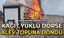 Kağıt yüklü dorse alev topuna döndü