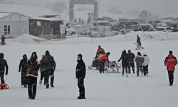 Sis ve yağışa rağmen Keltepe'ye akın ettiler