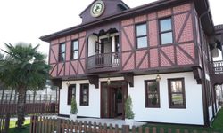 Adını şairden aldı, gençler için hazırlandı