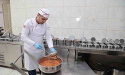 Aşevinden ayda 7 bin 800 öğün sıcak yemek