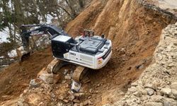 Aynı noktada 3 gün arayla heyelan meydana geldi