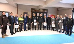 Başarılı polisler ödüllendirildi