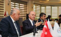 Başkan Özlü sanayicileri dinledi