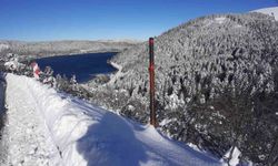 Beyaza bürünen Abant'ta kartpostallık manzara