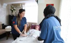 Bin 834 kişiye 19 bin kez evde bakım hizmeti