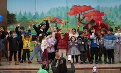 Öğrenciler için 'Ara Tatil Tiyatro Şenliği' başladı