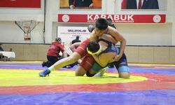 Okul Sporları Güreş Grup Müsabakaları başladı