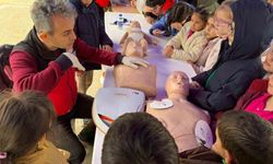 Düzce'de çocuklara afet eğitimleri sürüyor