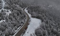 Geçit beyaz örtüyle kaplandı