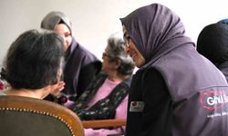 'Gönül Bağı' gönüllüleri huzurevi sakinleriyle buluştu