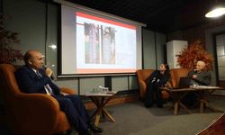 'Osmanlı'da Mezar Taşları ve Edebiyatı' konuşuldu