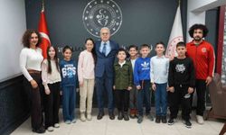 Sporcu öğrenciler il müdürü ile bir araya geldi