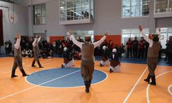 Uluslararası katılımcılar gençlik merkezinde ağırlandı