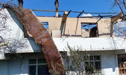 2 katlı ev alevlere teslim oldu