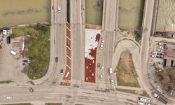 Kavşaklara estetik kazandırmaya devam ediyor