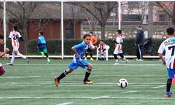 250 öğrenci şampiyonluk için yarışıyor