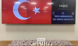 9 bin 642 adet sentetik ecza hapı ele geçirildi