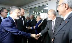 Bakan Yumaklı, huzurevindeki kadınların 8 Mart Dünya Kadınlar Günü'nü kutladı