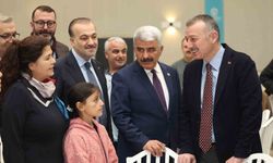 Büyükakın'dan sağlıkçılara: 'Siz sadece meslek değil insanlık görevi yapıyorsunuz'