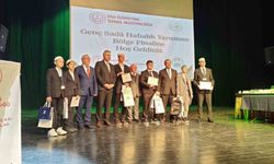 Hafızlık yarışmasında bölge ikincisi oldu