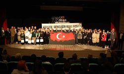 Öğrencilerden İstiklal Marşı'na anlamlı program