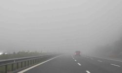 TEM Otoyolu Düzce geçişinde yoğun sis etkili oluyor