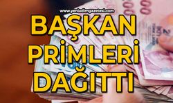 Başkan primleri dağıttı