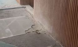 Düşen yıldırım camiye isabet etti