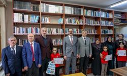 En çok kitap okuyan öğrenciler ödüllendirildi